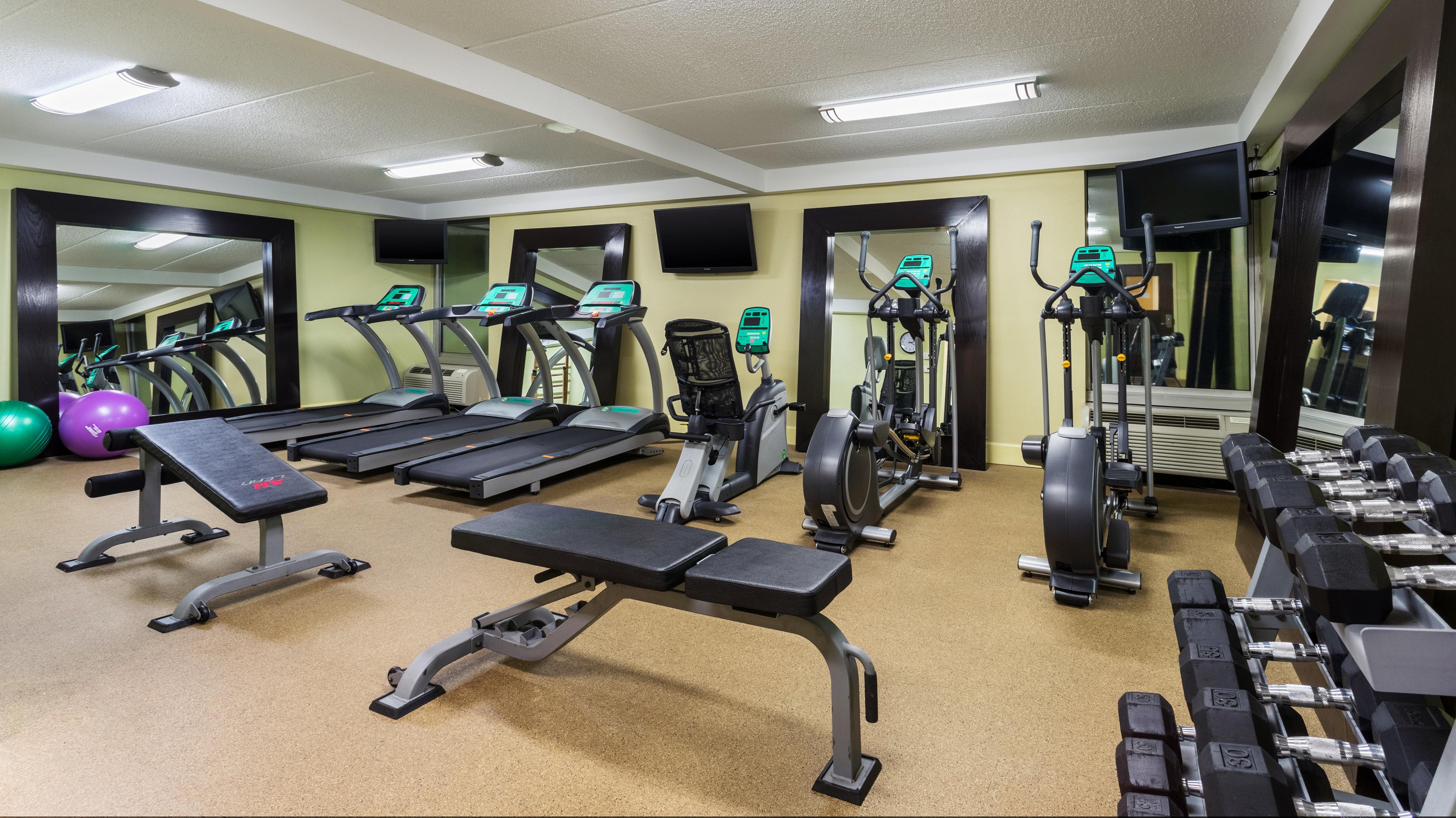Holiday Inn Express Charleston-Civic Center By Ihg Esterno foto