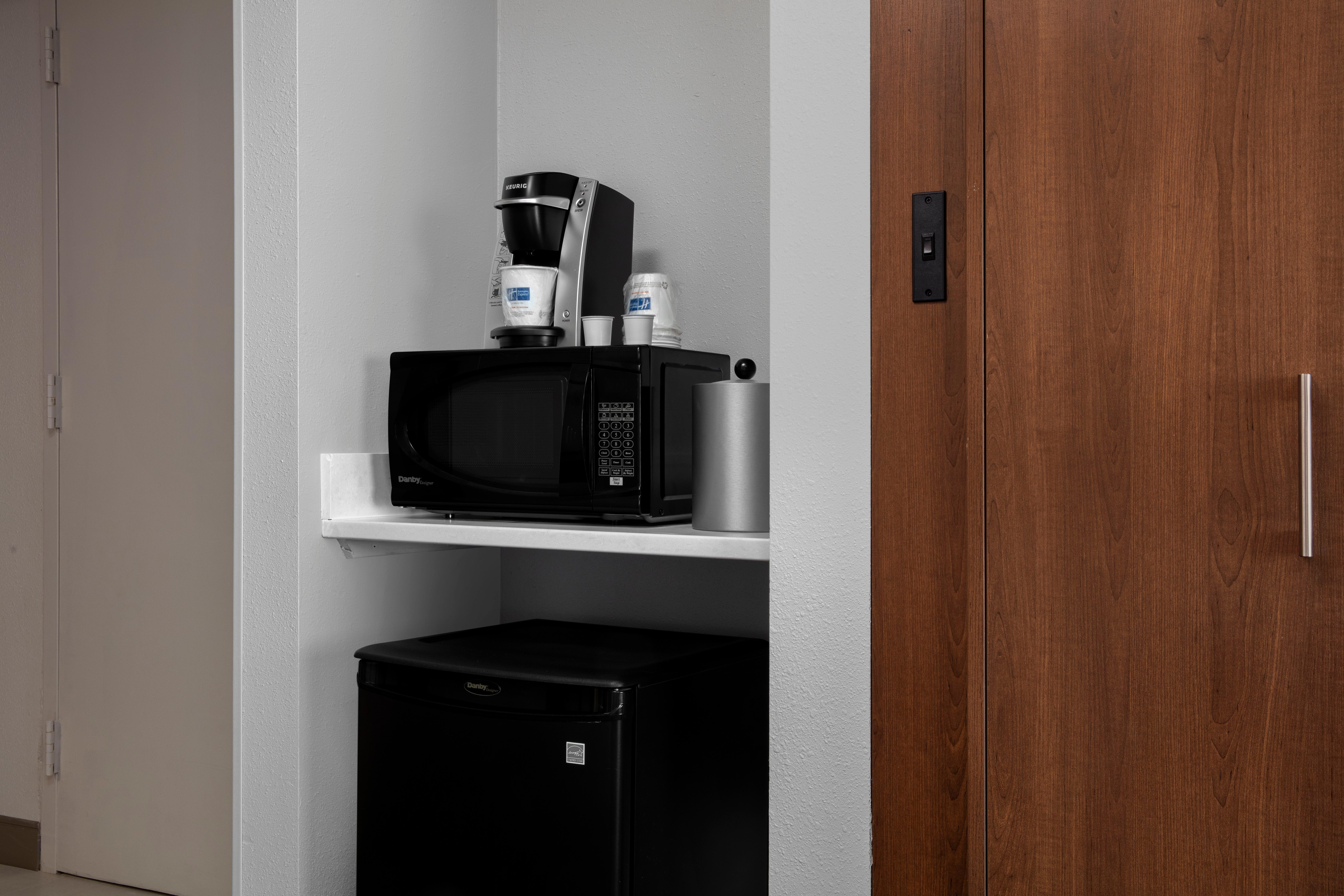 Holiday Inn Express Charleston-Civic Center By Ihg Esterno foto